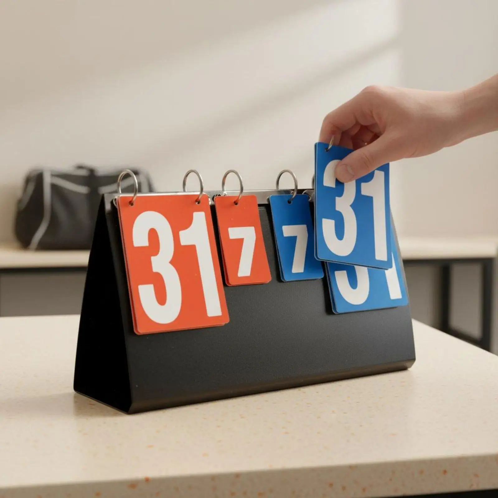 Portable Waterproof Scoreboard Visible Manual Flip Score Board Multi-game for Basketball Coach and Referee Performance
