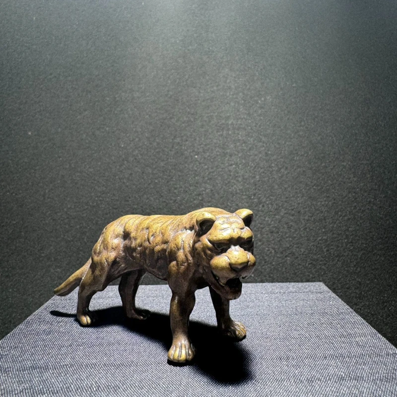 

Little Fairy/ Retro Solid Brass Tiger Tea Pet Desktop Ornaments Metal Animal Sculpture Living Room Home Decoration Gift