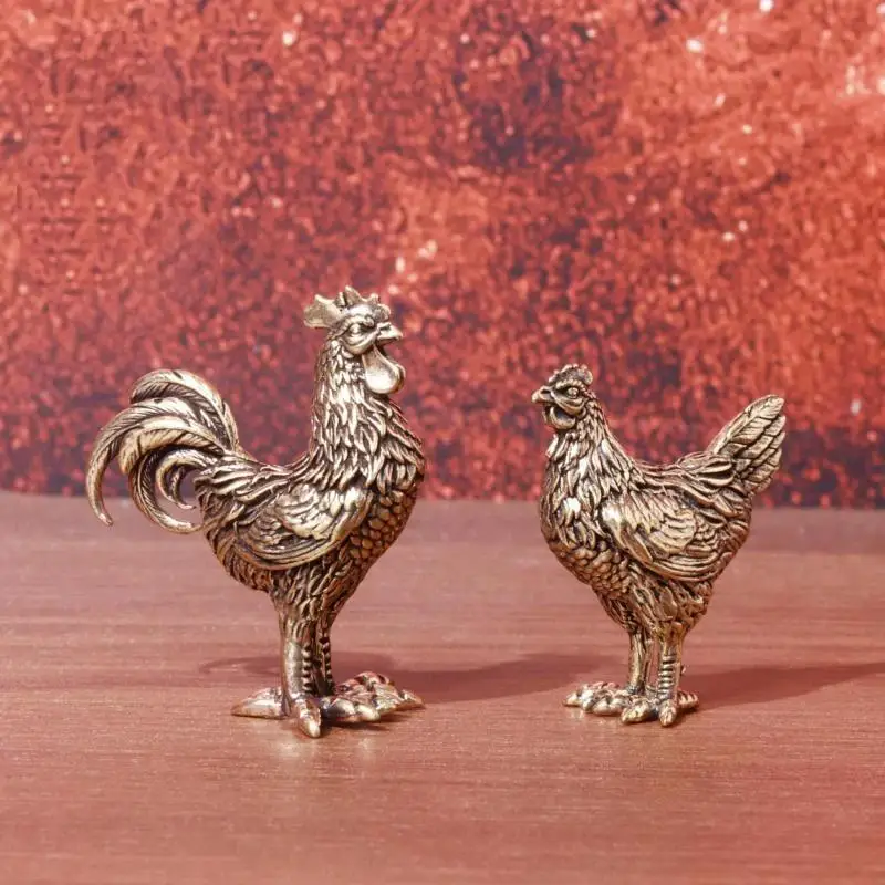 Miniature Bronze Rooster And Hen Figurines, Pure Brass Sculpted Figures, Suitable For Office Desks, Tea Sets, And Pet Crafts.