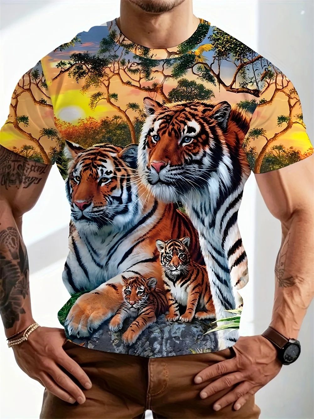 Lightning Bear Graphic Men's T-Shirt 3D Animal Printed Creative Novelty Short Sleeve Tops Loose Round Neck Comfortable Male Tees