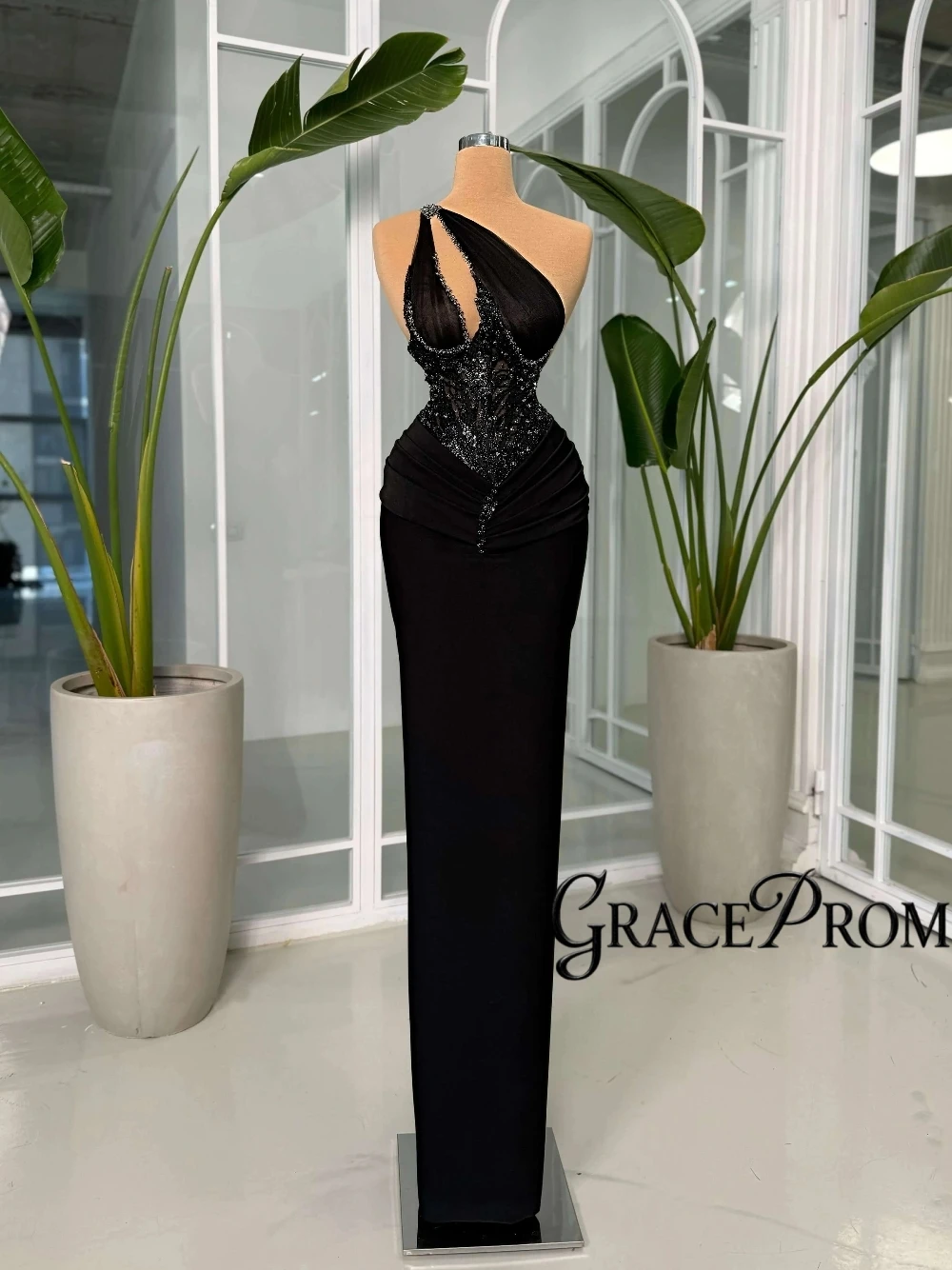 

Черное прозрачное вечернее платье с корсетом и бисером, современное атласное платье на одно плечо с рюшами, модное платье для выпускного вечера по индивидуальному заказу