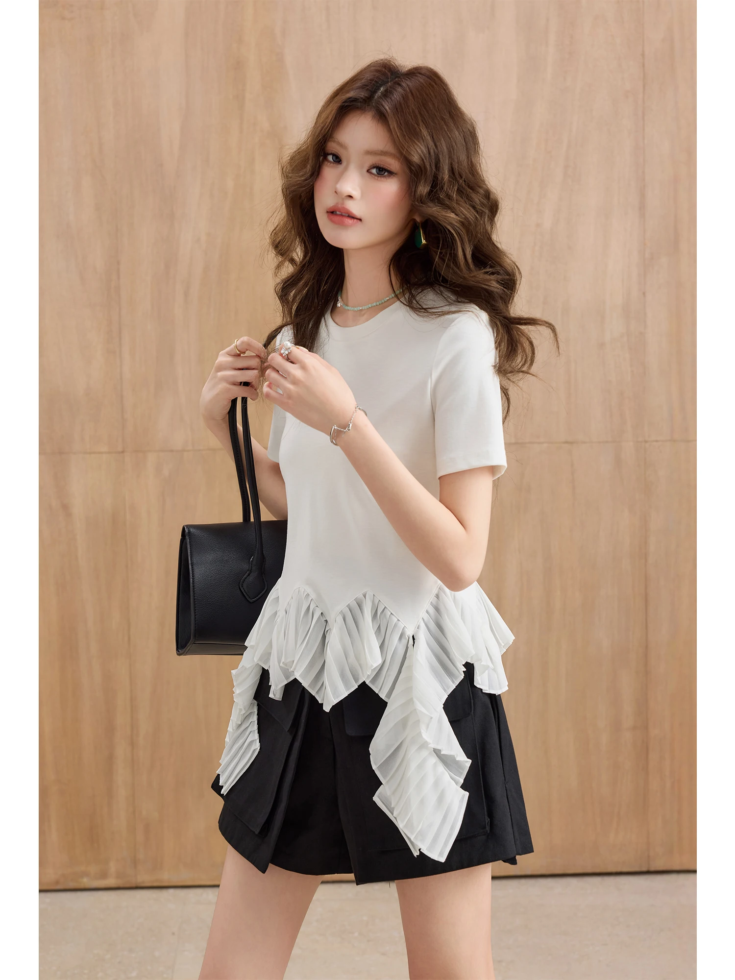 

MIUCO Korean Chic Style T-Shirt Short Sleeve round Neck Wave Pleated Bell Sleeve Unique Design Summer Top Women's Fashion