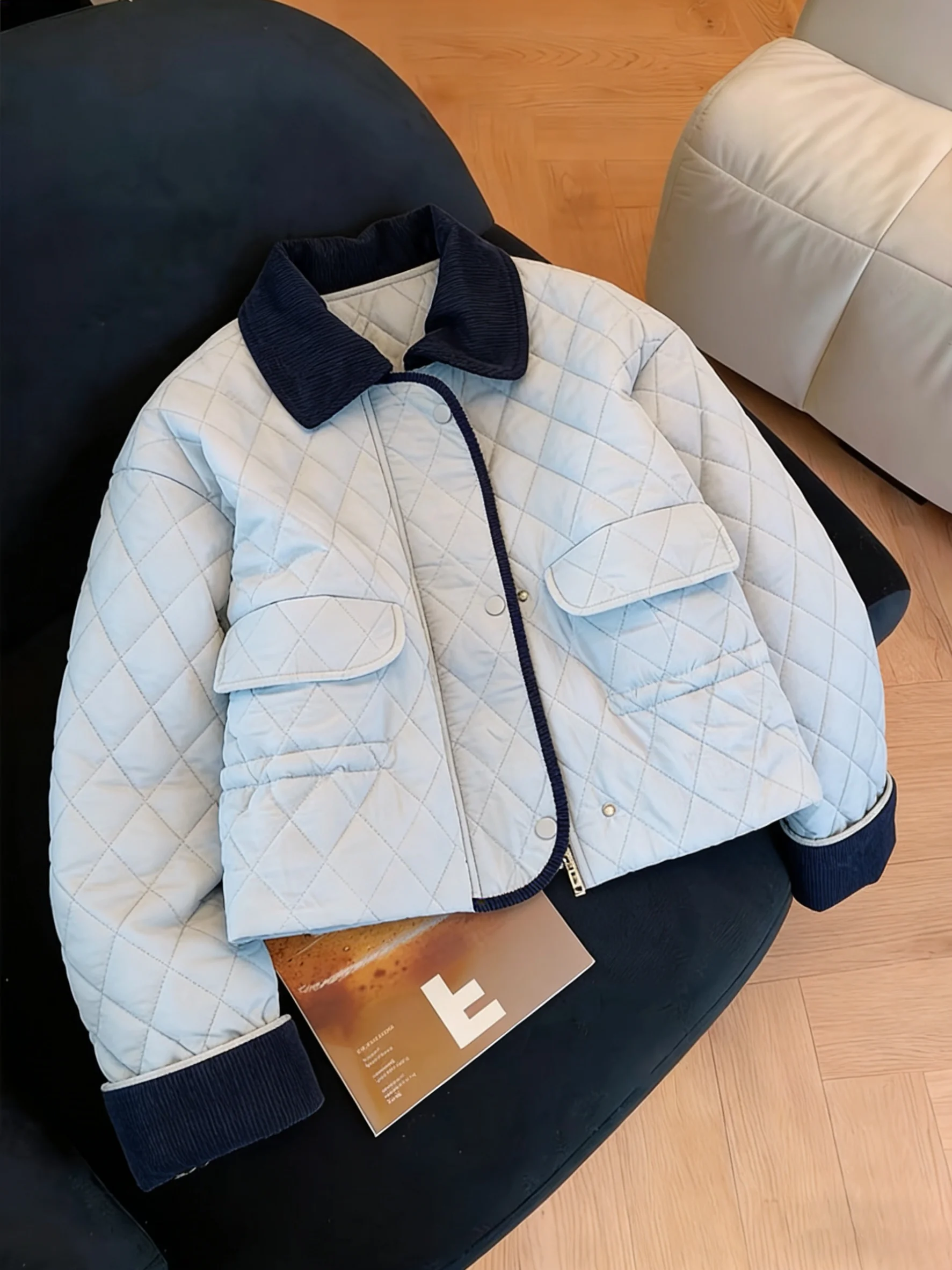 

Теплая хлопковая куртка для женщин с воротником, пэчворком и ромбовидным узором, в корейском ретро-стиле, осенне-зимнее пальто сине-белого цвета с дизайнерским акцентом