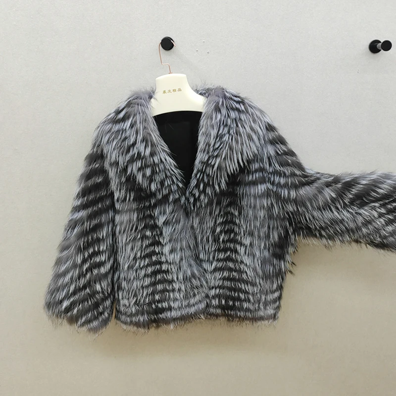 Damenmantel aus 100 % echtem Fuchspelz, gestreifter Fuchspelzmantel, Reverskragen, Echtledermantel, Jacke aus natürlichem, neuem Fuchspelz – Detail 5