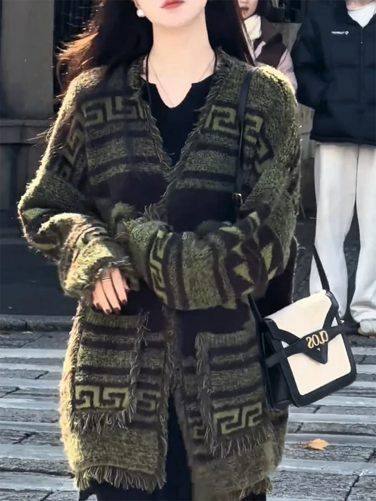 

Вязаный кардиган с бахромой в стиле ретро, универсальный, больших размеров, облегающий, для осени и зимы, с V-образным вырезом, удлиненный рукав, очень теплый