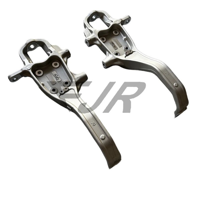 

For Maserati Ghibli QUATTROPORTE two-drive left and right front column assembly steering knuckle 670004761 670004762
