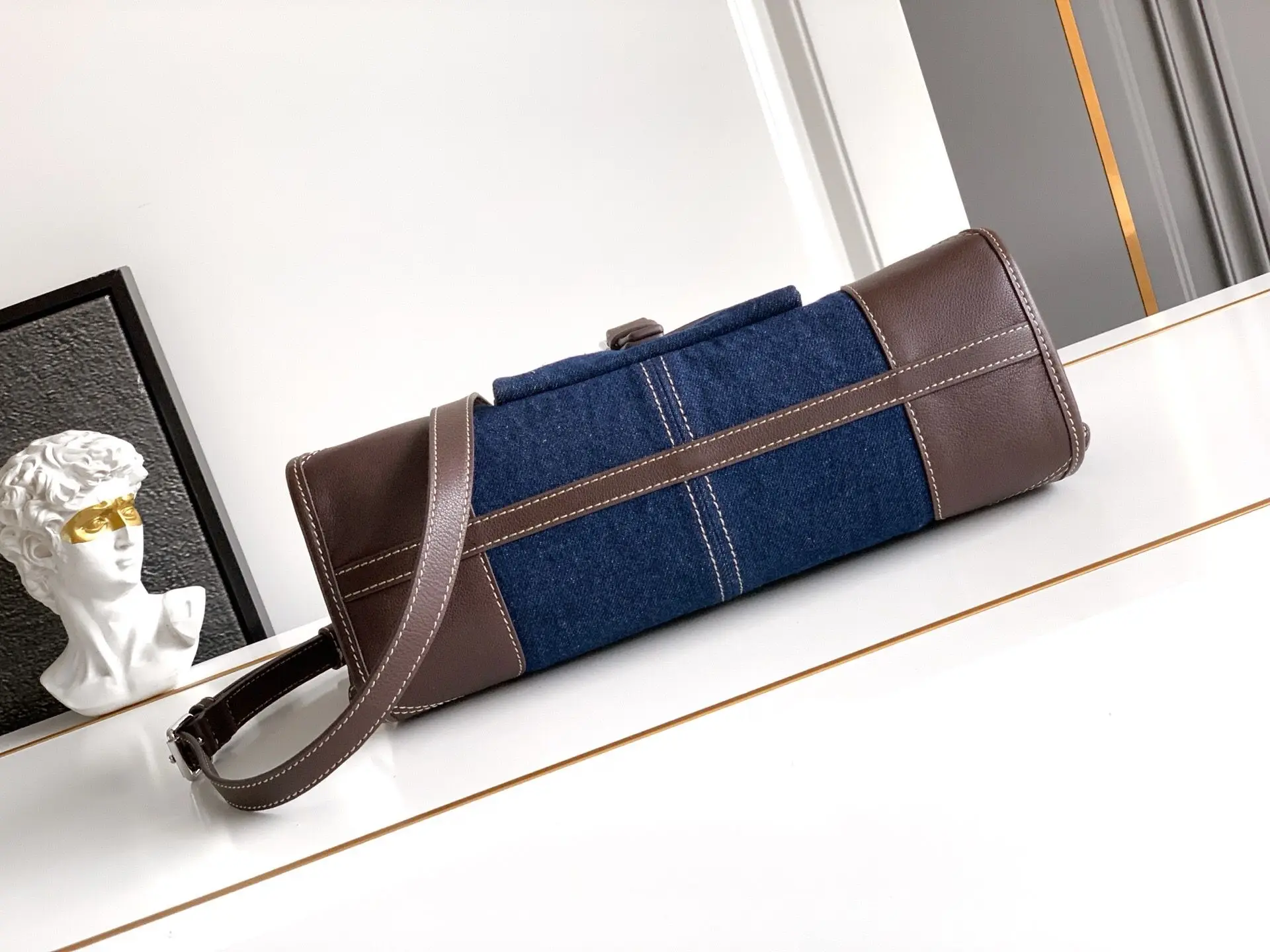Attractive Fashion Versatile Metal Hardware Leather Bag Hand Carry Purse Women Shoulder Tote Crossbody Satchel Universal All-match Accessory For Street Style Daily Matching