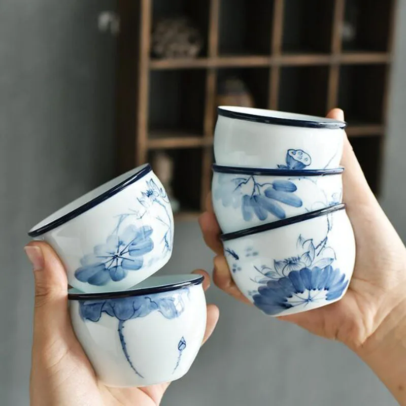 2 Pcs/Set White and Blue Color Tea Cups Chinese Style Artistic Conception Pattern Tea Bowl Kitchen Teaware 130ml