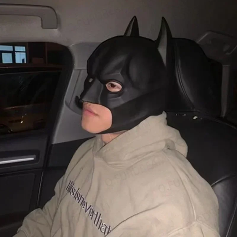 Uperhero Bruce Wayne Cosplay Costume Helmet Halloween Party Cosplay PropThe Dark Knight Mask for Man Bat Halloween Cosplay Props