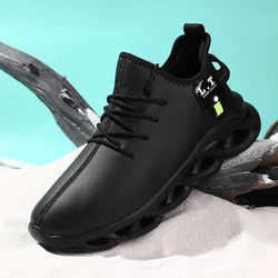 Winter Men Sneakers Breathable Keep Warm Leather Walking Running Shoes Outdoor Waterproof Non-slip Snow Sports Shoe Big Size 39