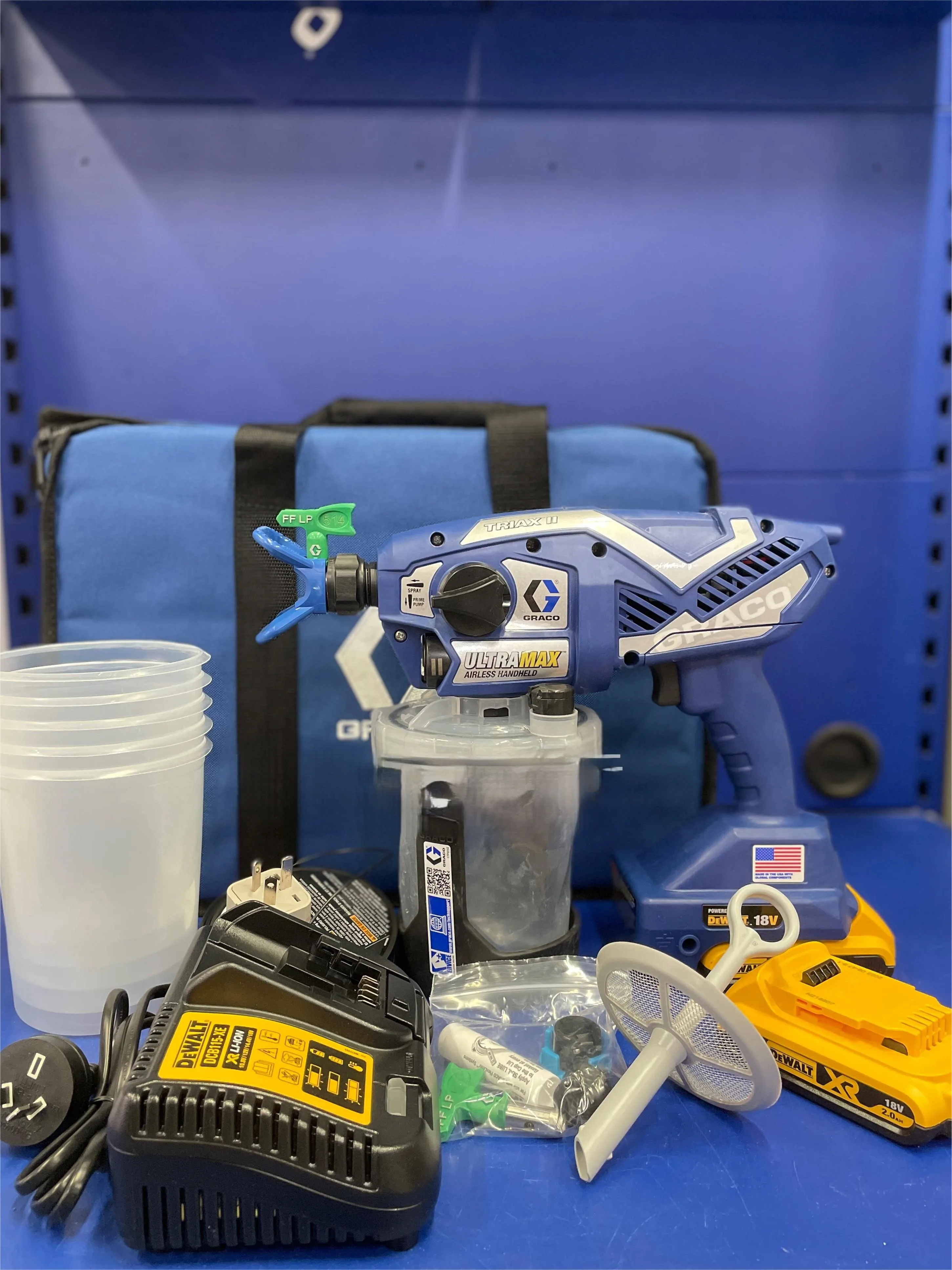 BRAND NEW G raco Ult-ra Max 18v Cordless Oil water dual-use Airless Handheld Mini Paint Sprayer Gun