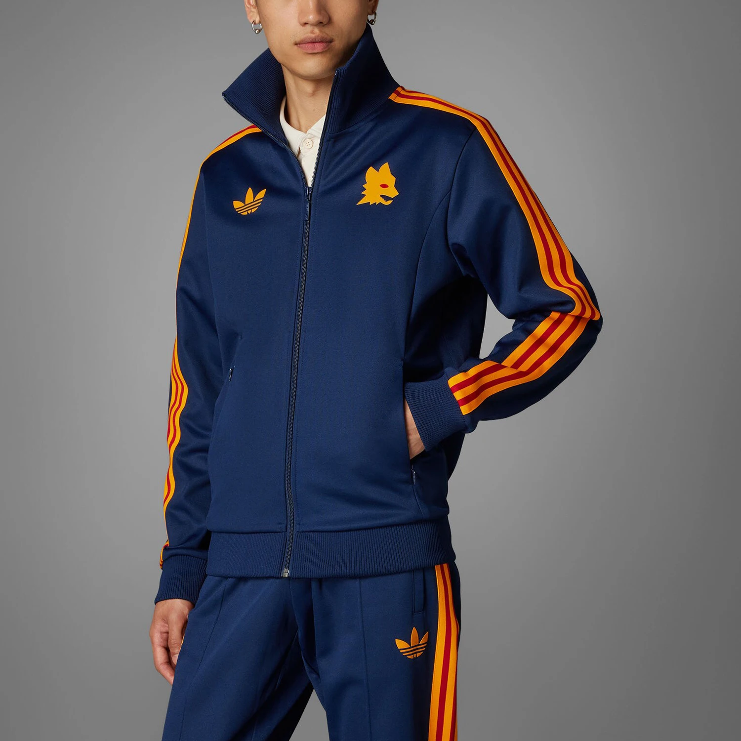 

Мужская классическая футбольная куртка Adidas Originals Trefoil с воротником-стойкой IT3873