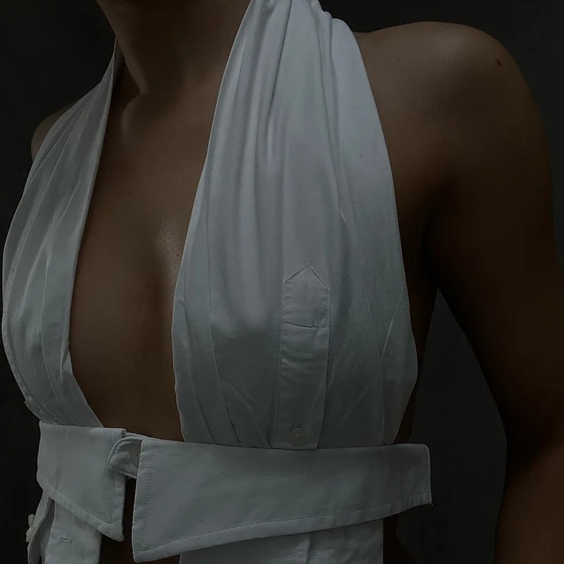 Ropa de mujer de tendencia de moda de verano 2022, nuevo estilo, cuello colgante, espalda expuesta, calado, corte ajustado, chaleco interior