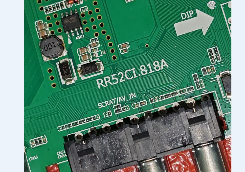 RR52CI.818A Three in one TV motherboard, physical photo, tested well FOR  1366x768  34--57V   480MA    25w