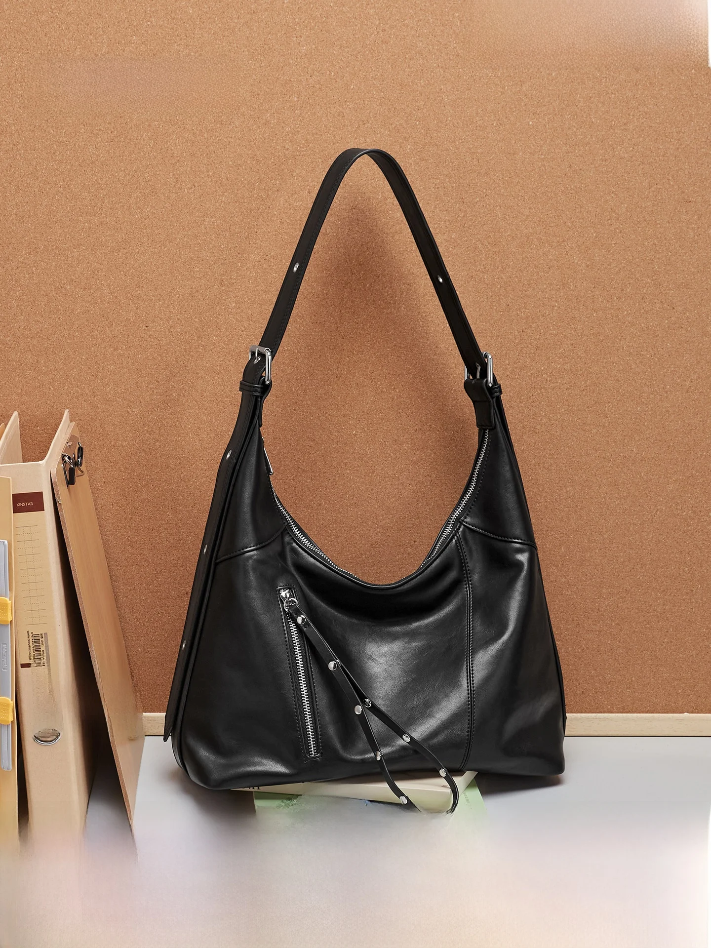 bla-large-capaci-tote-bag-women's-commuter-underarm-bag-casual-simple-sle-single-oulder-bag-spring-2026-new-arrival