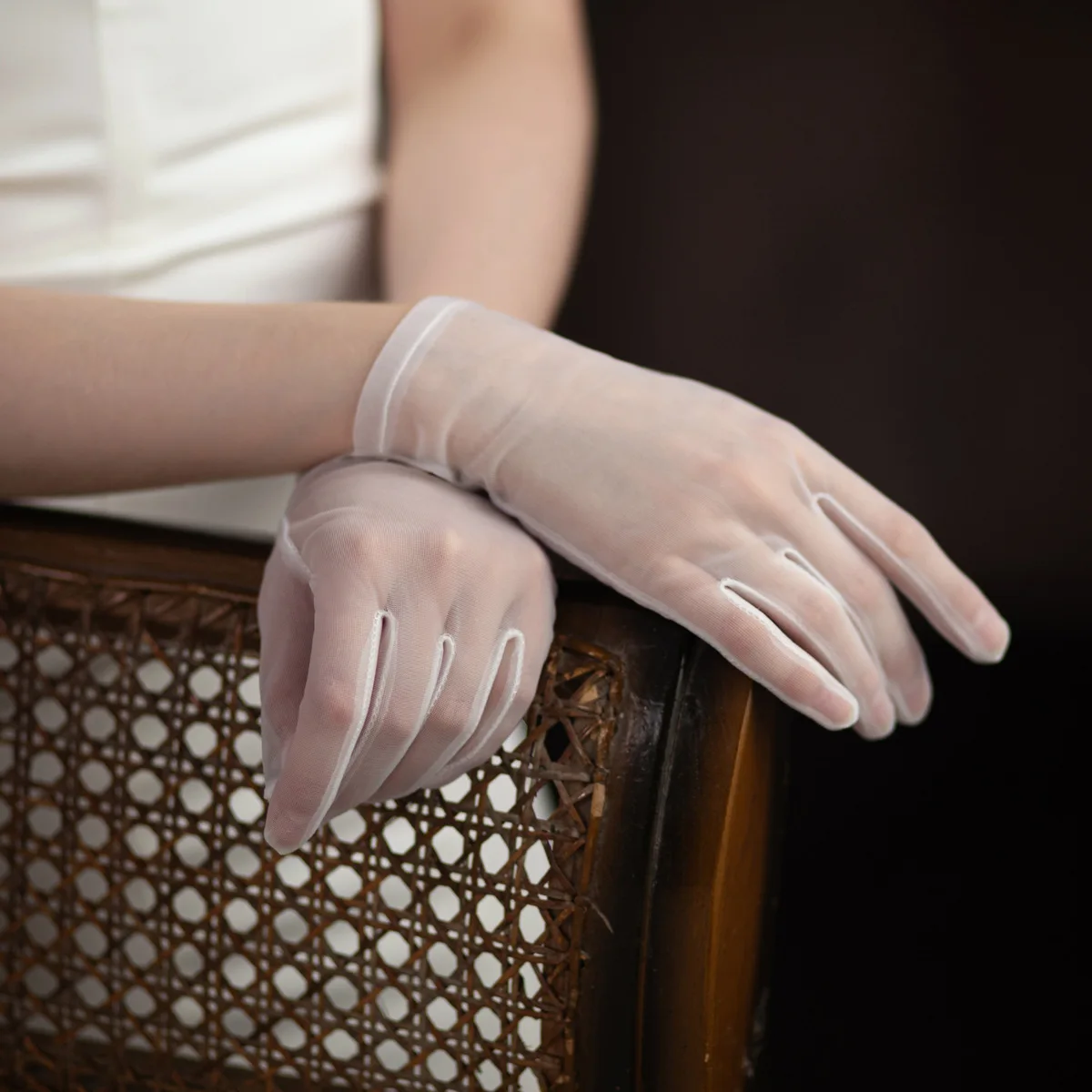 Women Fashion Transparent Bridal Wedding Ultra Thin Elasticity Mesh Short Gloves Etiquette Breathable Soft Tulle White Black