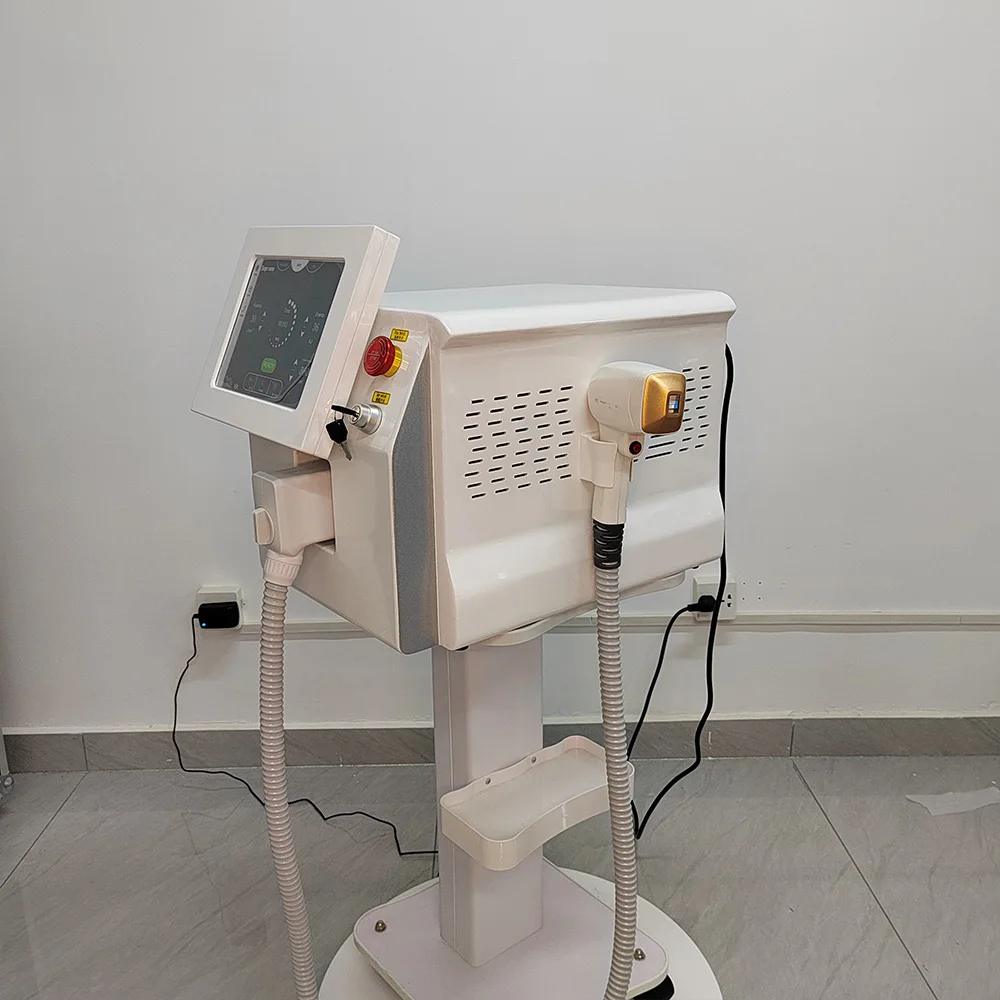 Portable High Power Ice Cooling Triple Laser 755 808 1064 Device Diode Laser 3 Wavelength Painless 808nm Hair Removal Machine