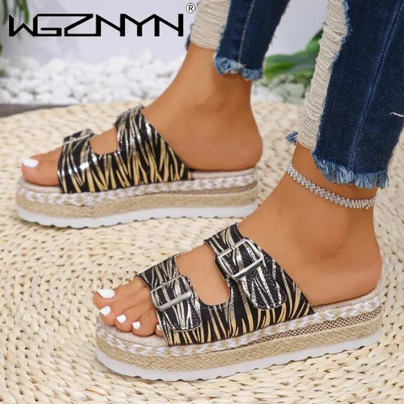 New Luxury Designers Women Fashion Buckle Strap Slippers Ladies Platform Slipper Woman Mid Heel Platform Thick Bottom Flip-flops