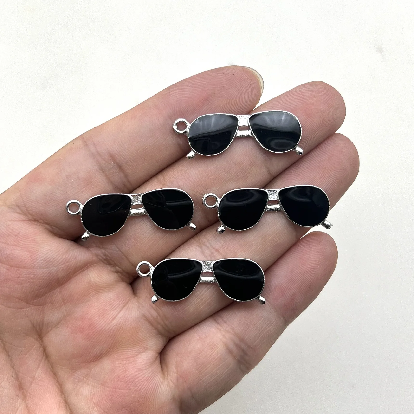 10Pcs 32*12mm Hapiship Sunglasses Charms Alloy Pendent For Jewelry Making Diy Necklace Earrings Handmade Accessories Supplies