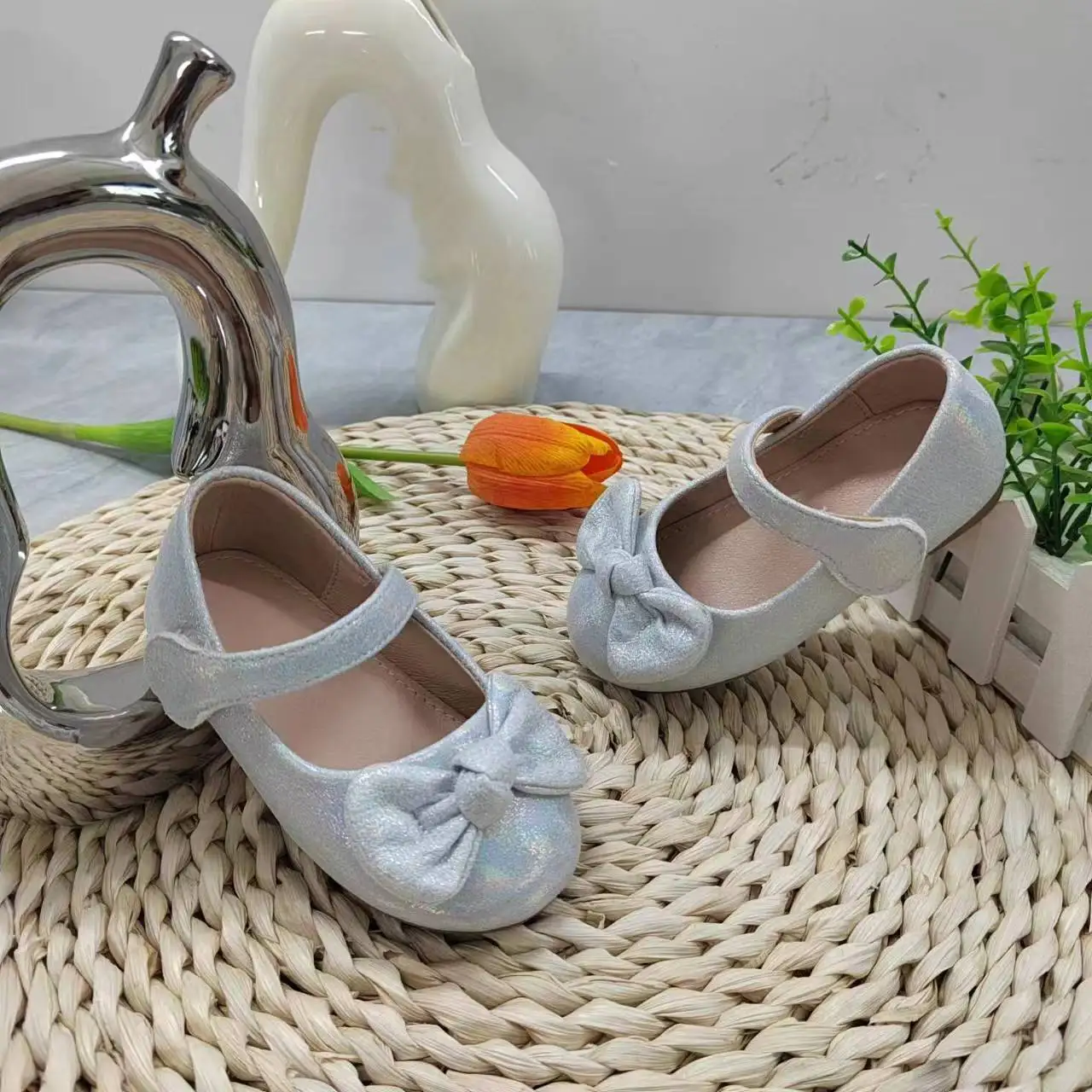 

Princess Girls Shoes Toddlers Infants Leather Shoes Children's Flats With Ribbon Bow-knot PU Patent Leather Kids Mary Janes Soft