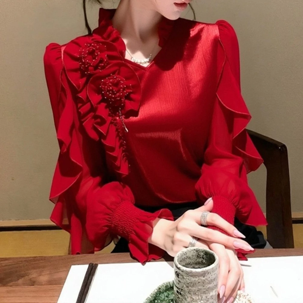

Winter high-end unique design Christmas and New Year wear red three-dimensional flower shirt top