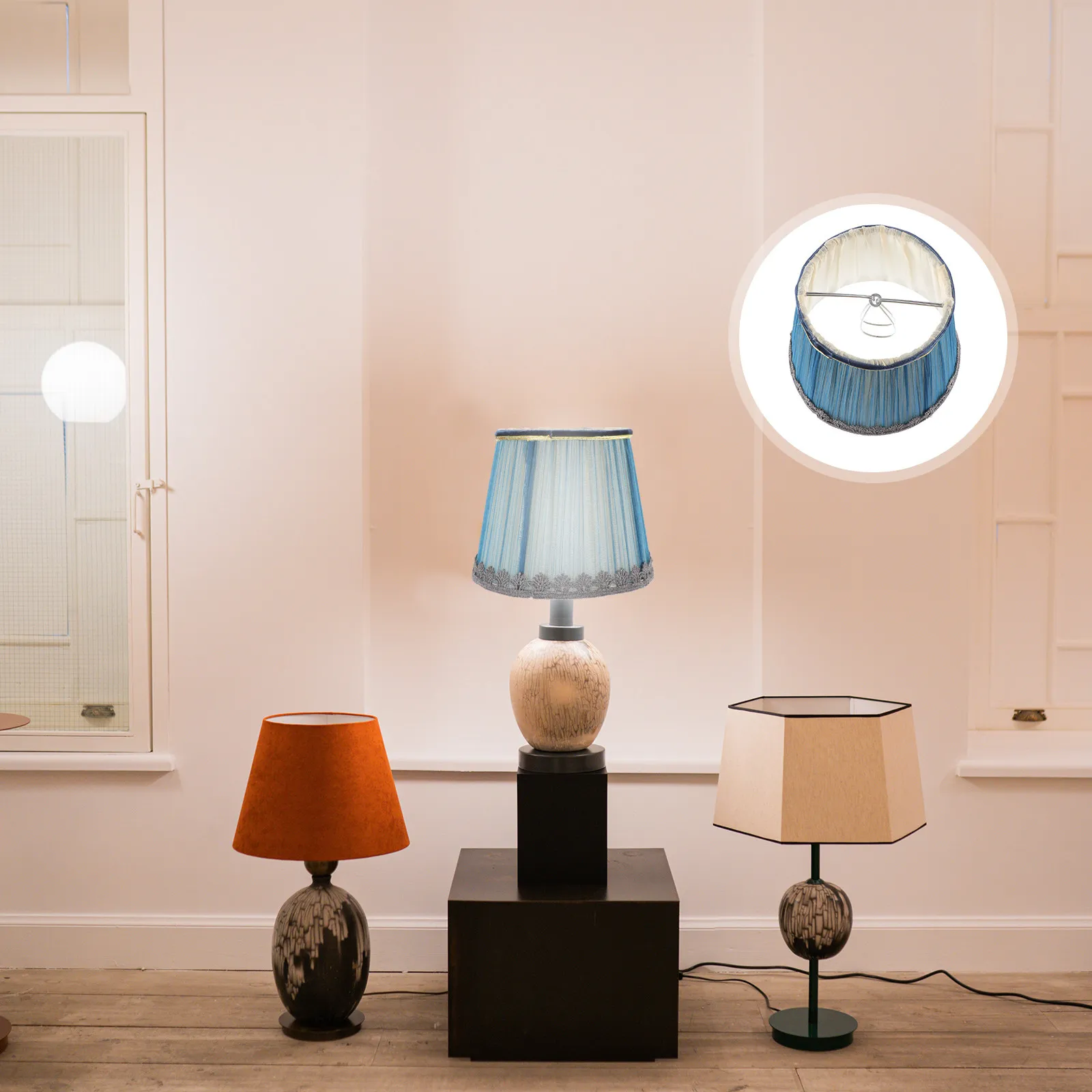 

Премиальный плиссированный шифоновый абажур-накладка для лампы, сменный декоративный элемент для использования в помещении, создает теплую романтическую атмосферу, простая установка