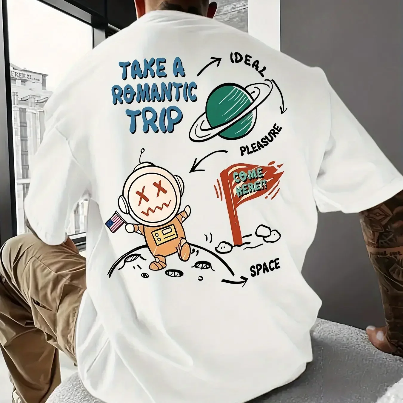 

2025 Summer Men's fashion 100% cotton short sleeve T-shirt Romantic space theme printed casual loose T-shirt