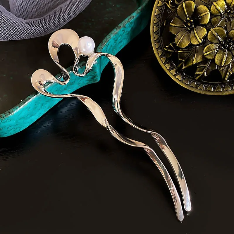 Простой и атмосферный стиль, инкрустированный искусственным жемчугом, женская заколка для волос из нестандартного сплава, повседневная одежда, модный головной убор