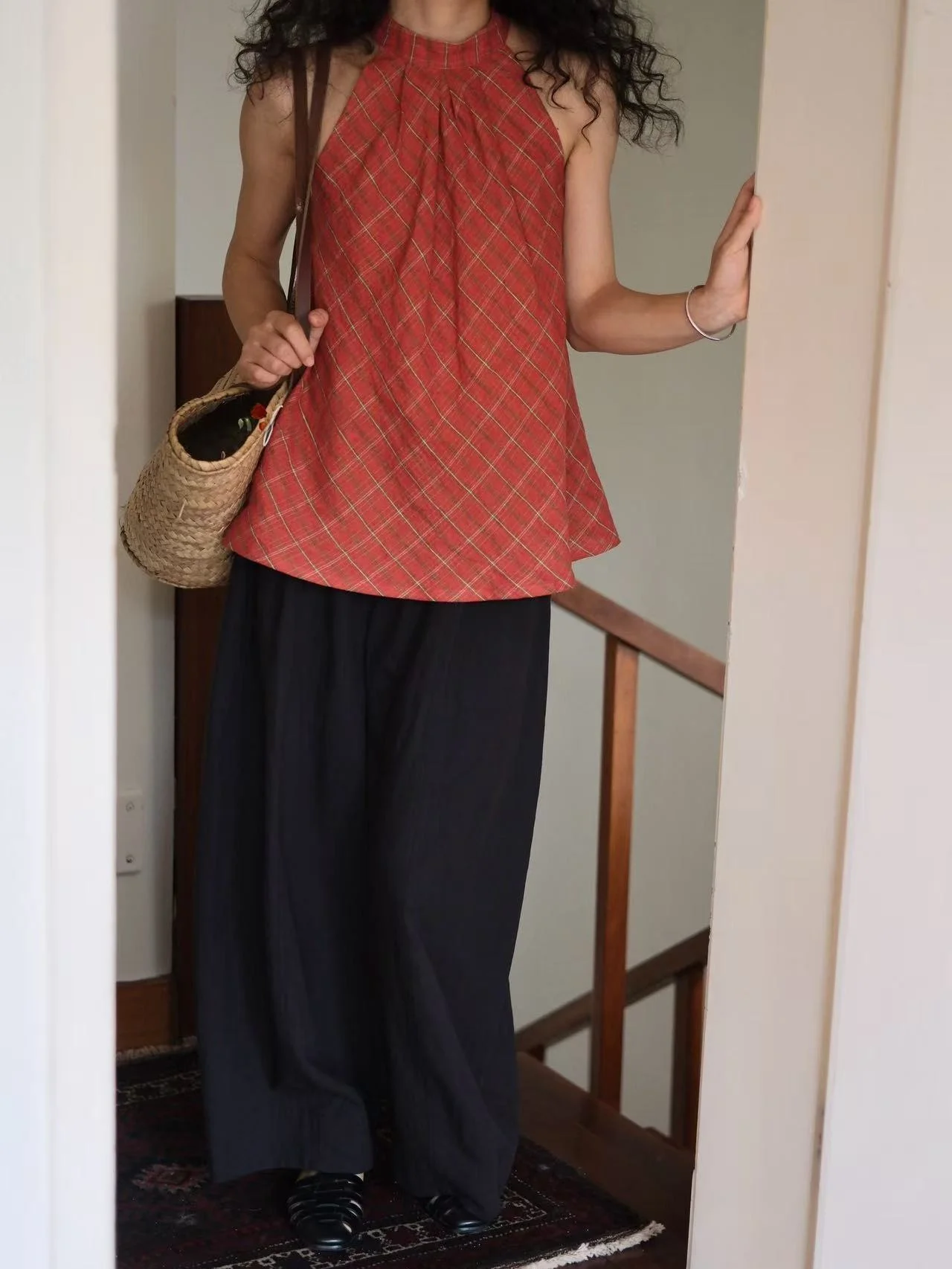 

Женский винтажный льняной топ-жилет Wild Pear Tree Shade в красную клетку, без рукавов, с завязками на шее, свободного кроя, дышащий, приятный для кожи