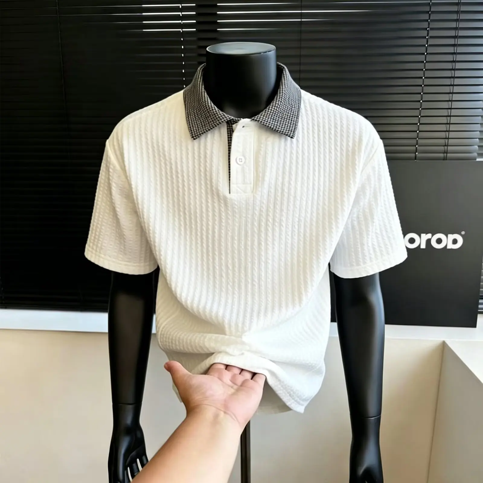2026 Summer Men's Fashion Casual Knitted Plaid Collar Polo Shirt Short Sleeve