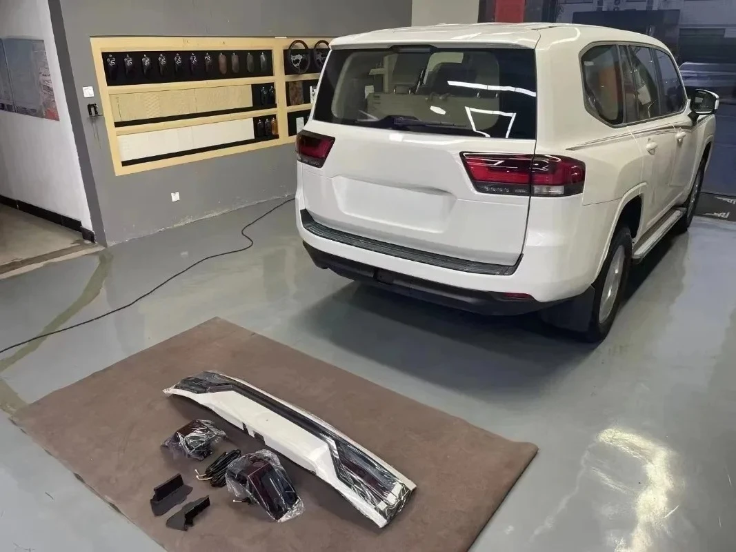 For tuning the car's 200 to 300. Upgrade kit receives the latest body