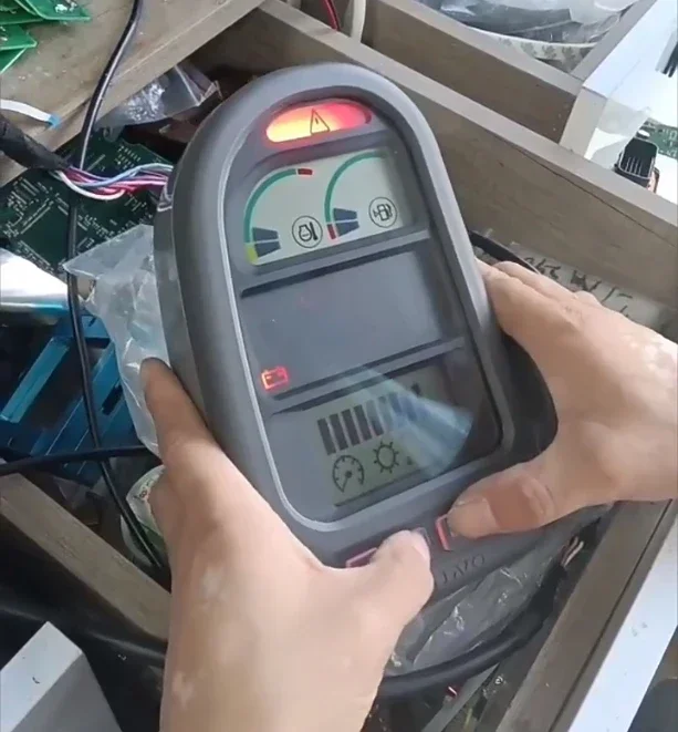 

2026 LNHF factory outlet 14390065 14636301 EC210B EC210BLC EC240B EC290B Excavator LCD Monitor Display Panel 14390065 14636301