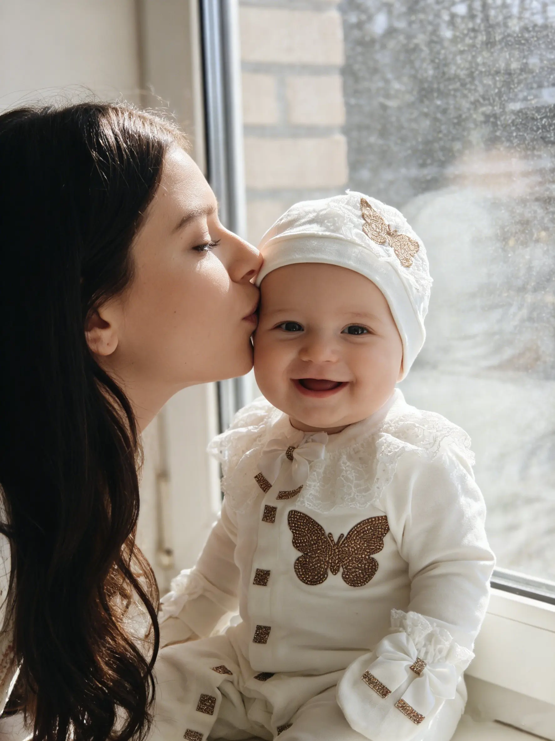 Newborn Luxury Gold Butterfly Layette Set 4Pcs White Lace Baby Outfit Romper Blanket Hat Mittens