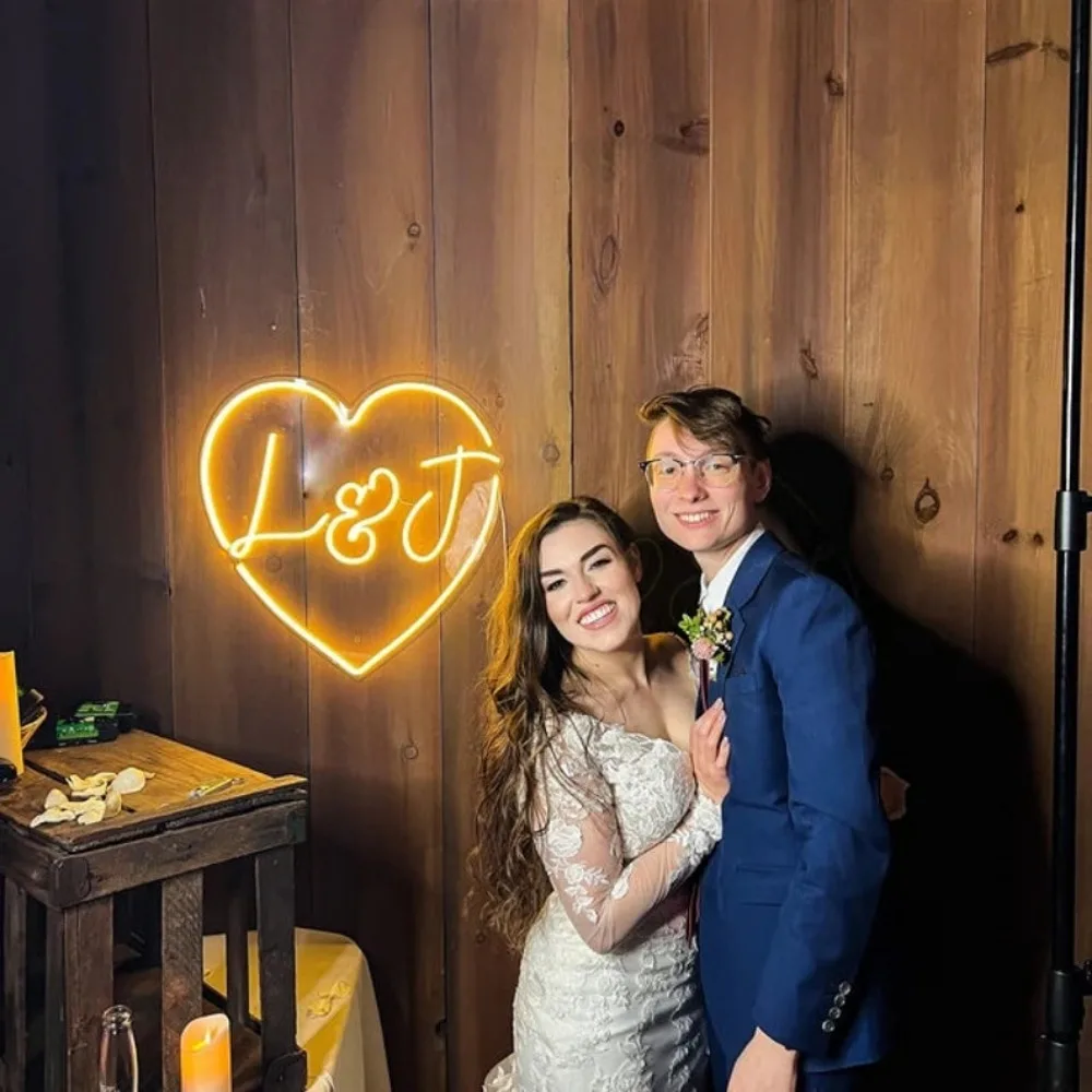 Custom Wedding Neon Sign Led Name Light for Wedding Decoration Customizable LED Signs for Wall Decor Personalized Bedroom Decor