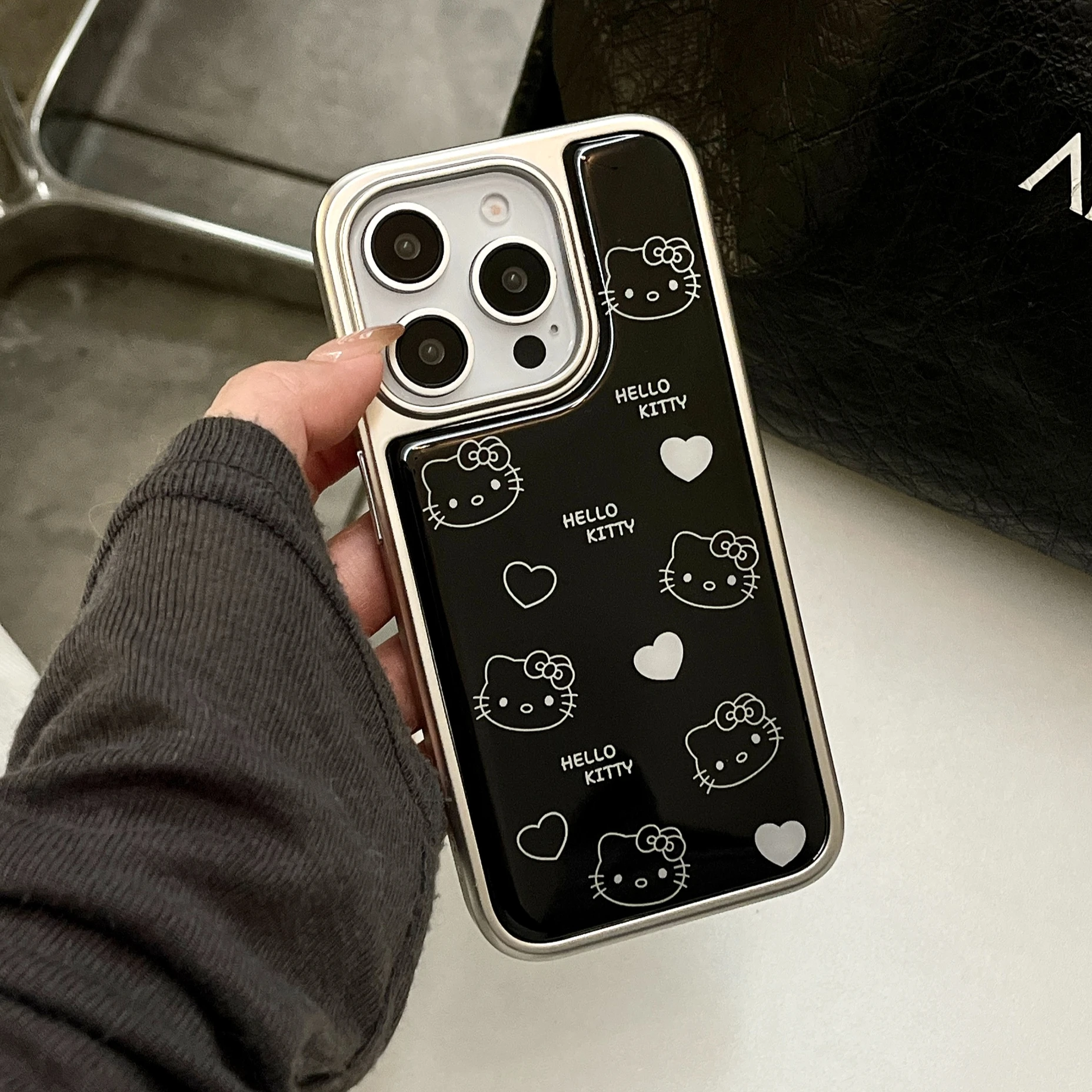 

Cute Cartoon Hello Kitty Love Heart Electroplated Mobile Phone Case for IPhone 16 Pro Max 16 Pro 16 15 14 13 Phone Case