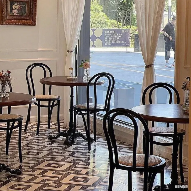 

American Vintage Solid Wood Café Table and Chairs Set - Rustic Dining Furniture for Commercial Use Table and Chairs Set Muebles