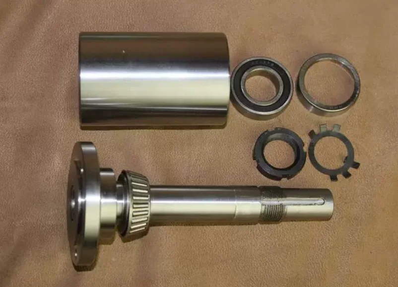 Flanged Spindle Headstock for Small Wood Lathes – Heavy Duty Screw-On Assembly for 80mm, 100mm, 125mm, 160mm Chuck Sizes - Detail 1