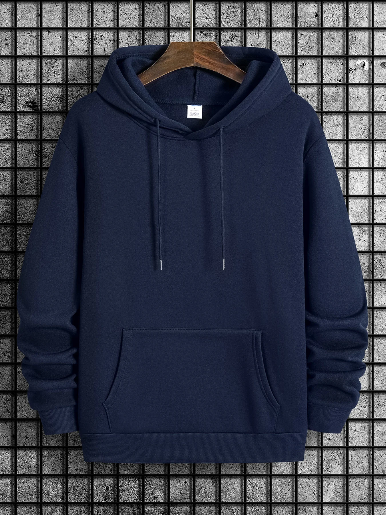 Sweater hoodie pria musim gugur dan musim dingin, model kasual longgar dengan desain tengkorak geometris di bagian belakang, lengan panjang, hangat.