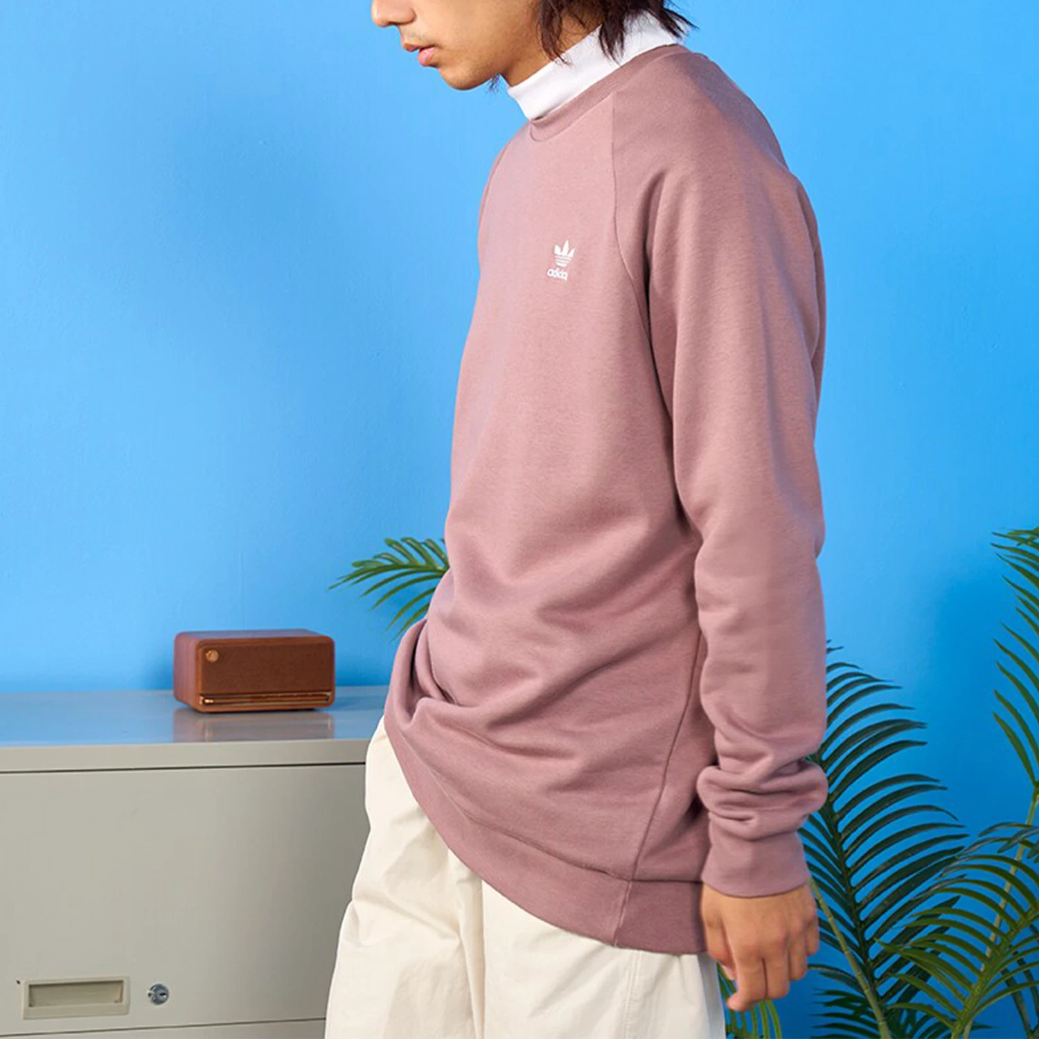 بلوفر رياضي مبطن بالصوف للرجال من أديداس أوريجينالز HJ7991 #2