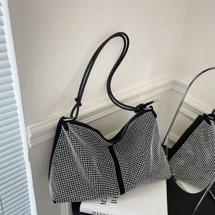 Bolsa de ombro cravejada de diamante para mulheres, tiracolo, grande capacidade, marca de luxo, nova moda, verão, 2023