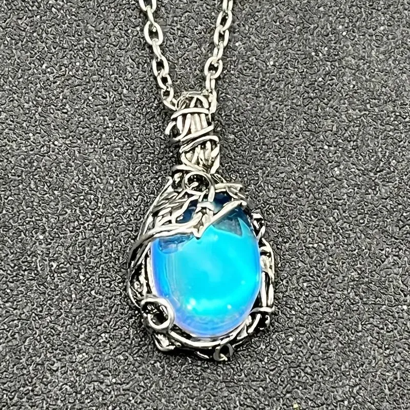 Moonstone Pendant Necklace Crystal Gems Alloy Rattan Vintage Noble Women Necklaces for Lady Girls Waterdrop Stone Necklace Gift
