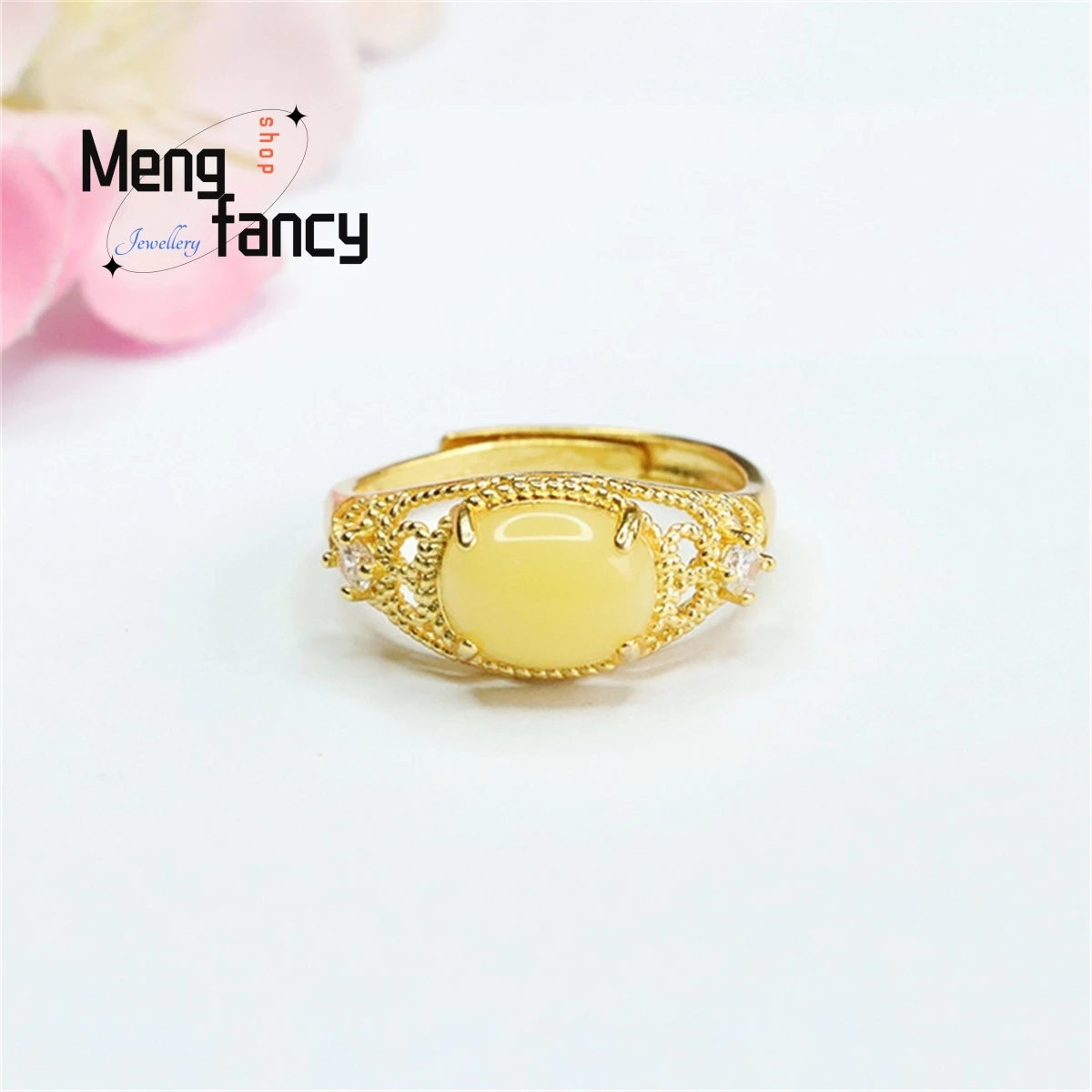 

Natural Honey Wax Amber Saddle Ring Simple Generous Personalized Fashion Elegant Versatile Exquisite Light Luxury Fine Jewelry