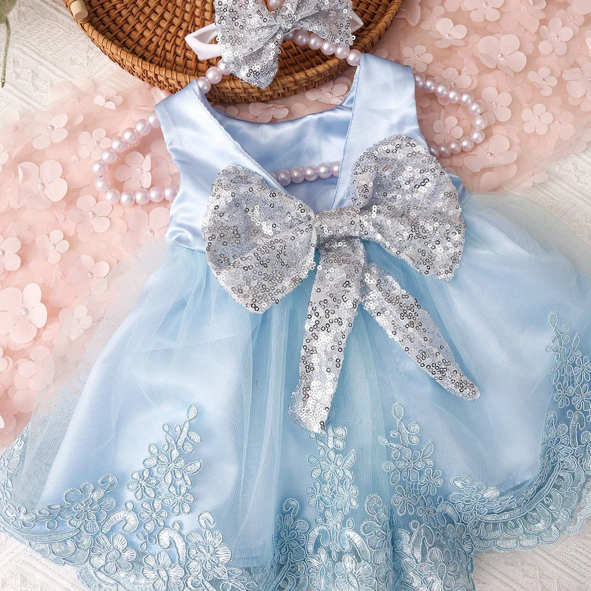 2PCS Newborn Photography Outfits Girl Big Bow Lace Dress with Glitter Bow Headband 100 Days Baby Girl Photoshoot Picture Gown