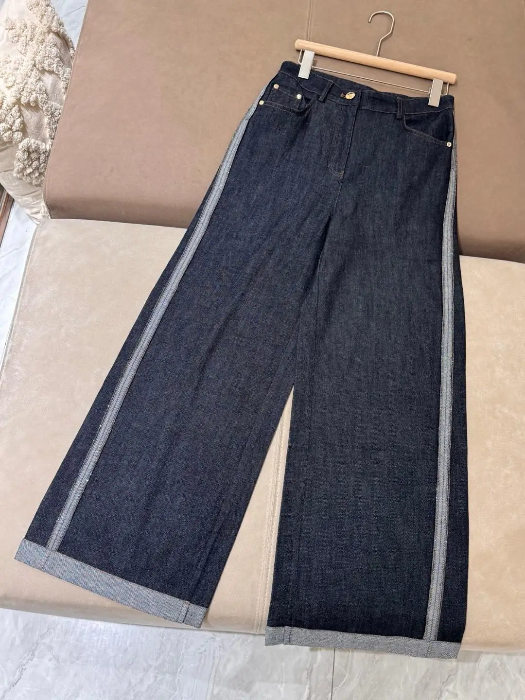 

Women's fashionable versatile elegant thin cotton jeans