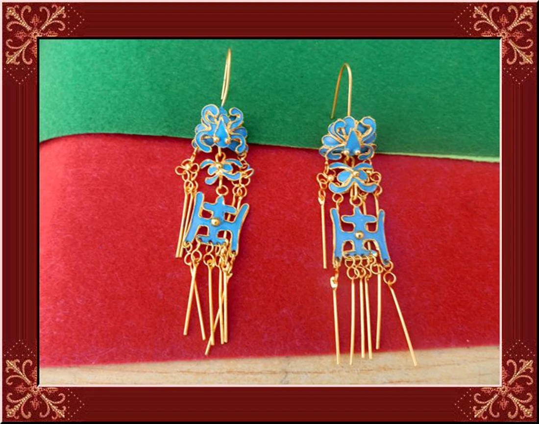 

Antique Style Chinese Clothing Miao sliver Earrings Zircon Pendant Ear Stud Clip-on Handmade Traditional Hanfu Accessories