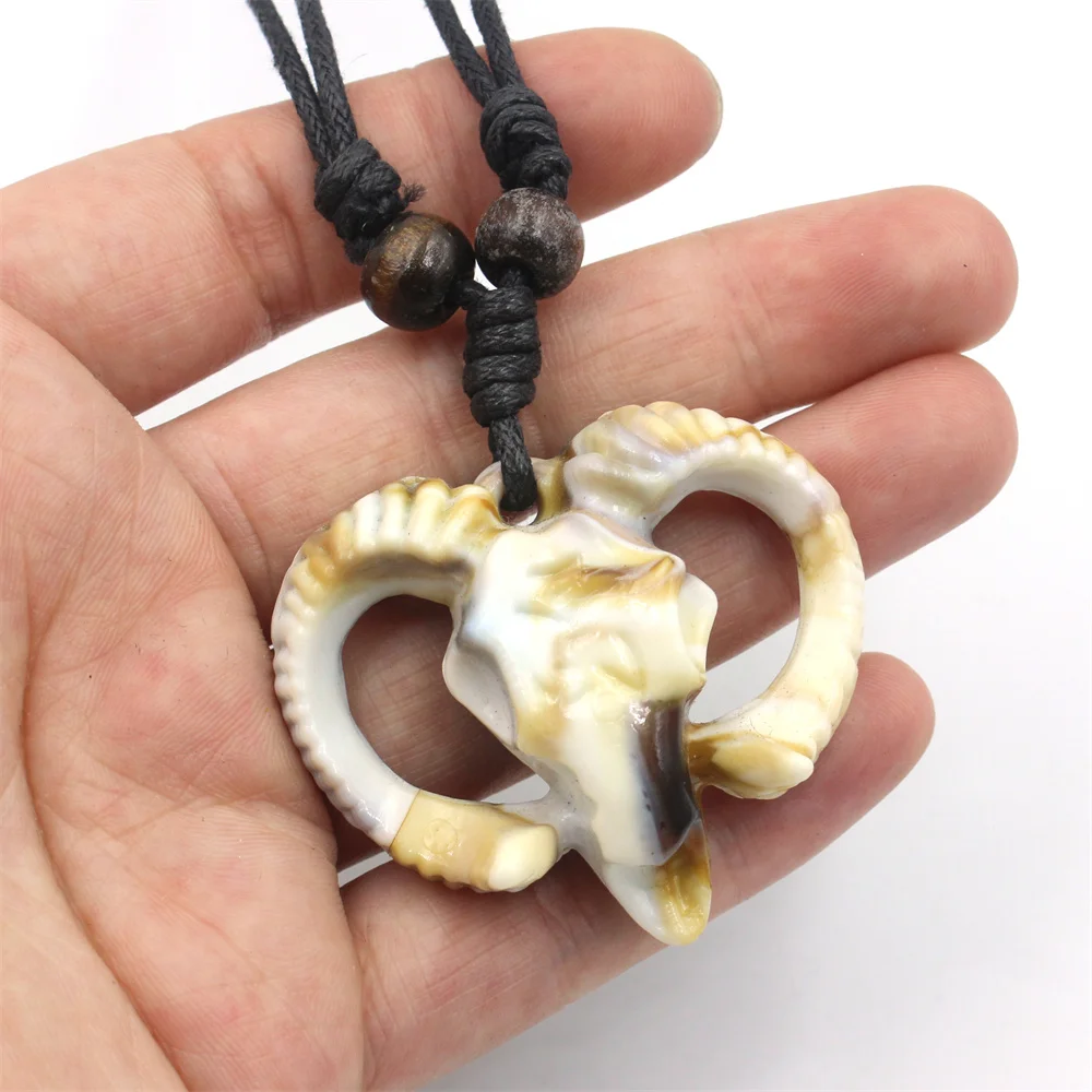 Men\'s Necklace Cow Skull Pendant Cool OX Head Choker Retro Jewelry Tribal Style Imitation Yak Bone Necklace Amulet Gift