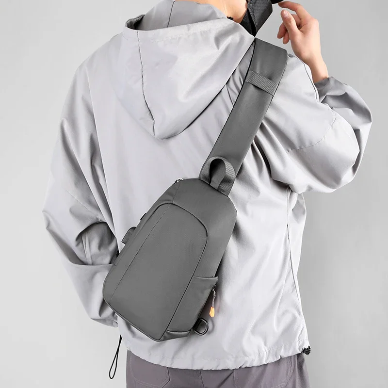 

New Fashion Men Daily Nylon Large Capacity Crossbody Students USB Chest Bags With Big Pocket Multi-Zipper For Travel Working