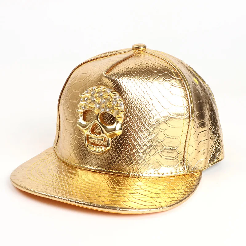 Cappello hip-hop da ballo di strada alla moda da donna con cappello da baseball con teschio di diamanti cappello a tesa piatta cappello da uomo in pelle stile coreano berretto con visiera a diamante fresco