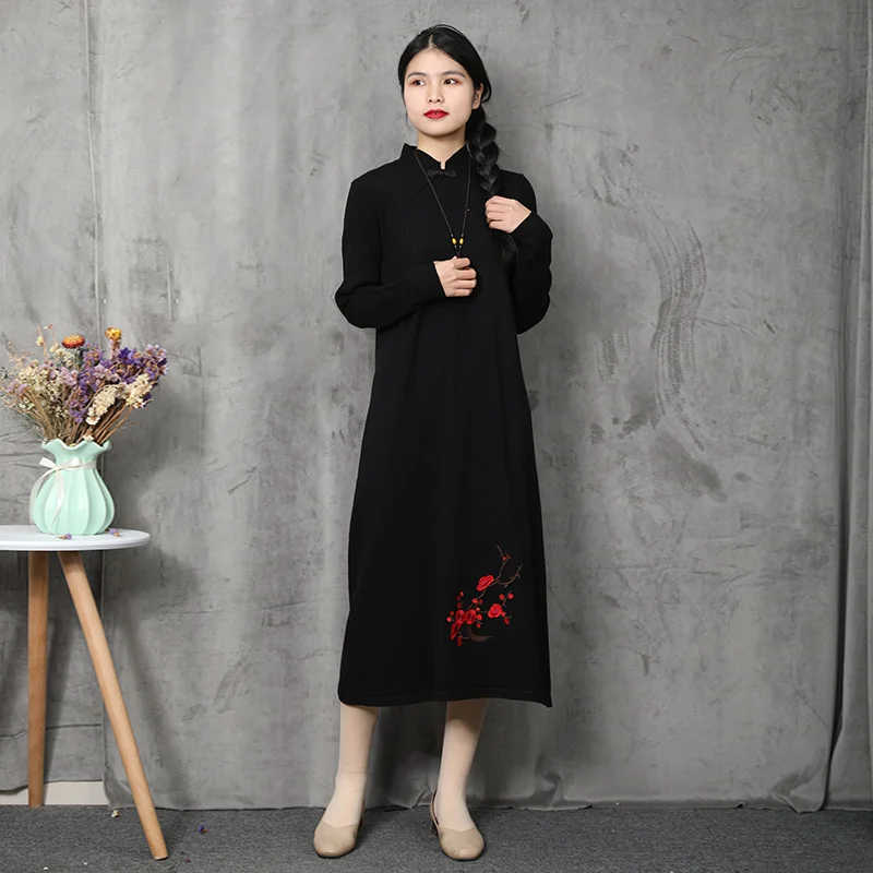 

Red Chinese Style Retro Knitted Dress Women's Autumn Winter New Artistic Embroidery Slimming Skirt Soft Comfortable Long Sleeve