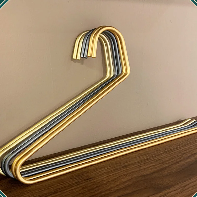 

5pcs Solid Metal Hangers for Pants Anti-slip Goose shaped Trousers Storage Racks Scarf Baseball Caps Hanger Wardrobe Organizer